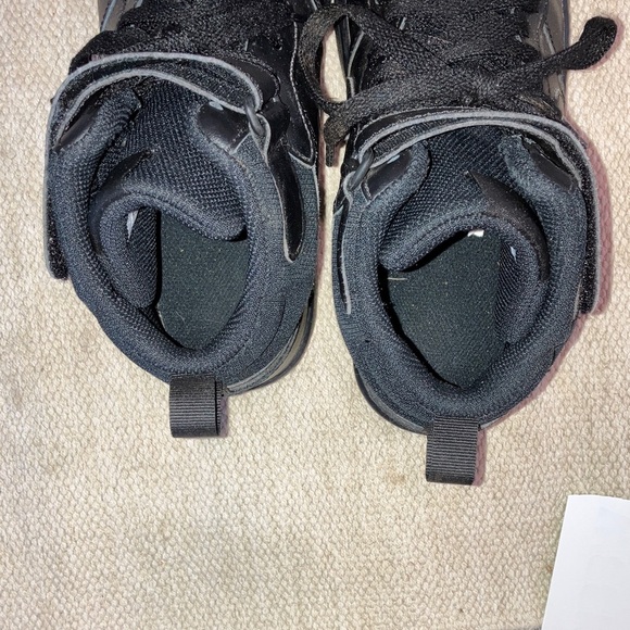 Nike teen size 6Y Black leather  High-Top basketball Sneakers / running shoes - Picture 13 of 16